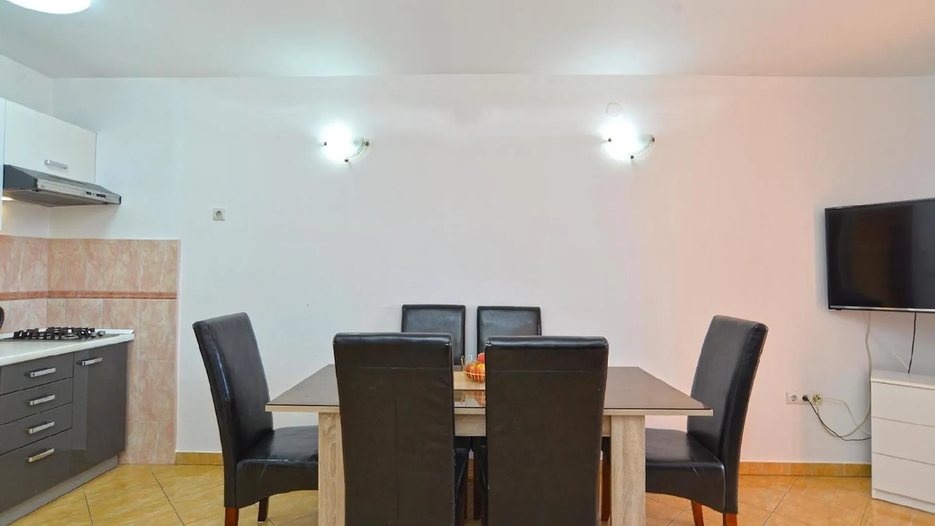 Apartment Ferienwohnung Fuer 6 Personen Ca 52 Qm In Pula, Istrien Istrische Riviera